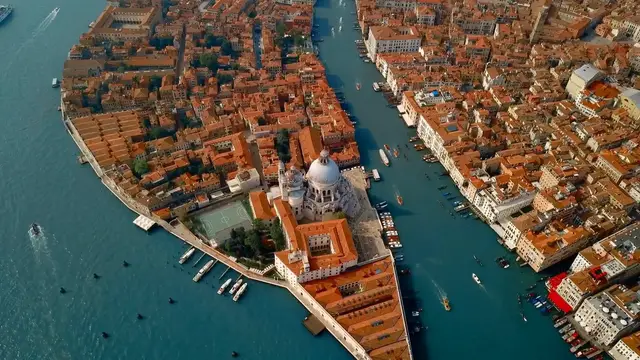 Video thumbnail for Guide to Venice