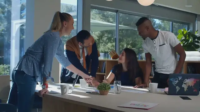 Video thumbnail for Parejas Invencibles: Cómo Afrontar los Retos en Conjunto