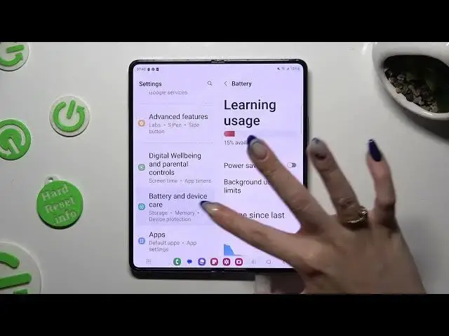 Video thumbnail for How to Turn On & Turn Off the Fast Charging on SAMSUNG Galaxy Z Fold5