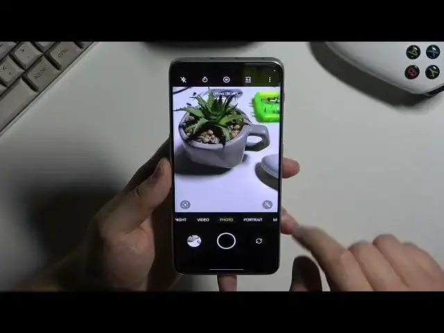 Video thumbnail for How to Enable & Disable Camera Leveler & Grid Lines on a OnePlus Nord 3
