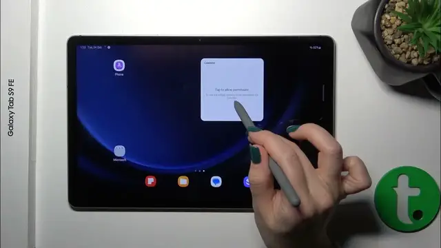 Video thumbnail for How to Add & Remove Home Screen Widgets on SAMSUNG Galaxy Tab S9 FE