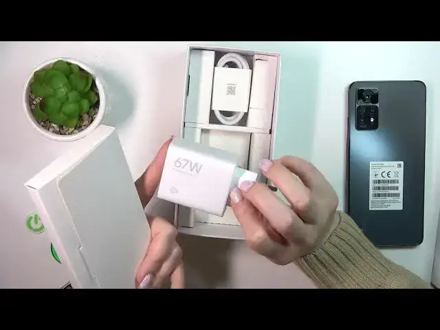 Video thumbnail for REDMI Note 11 Pro - All Box Accessories Review