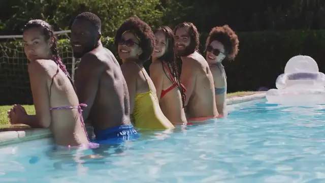 Video thumbnail for  Why is the Sky Blue? Unraveling the Mystery with Science