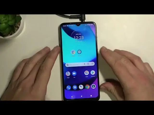 'Video thumbnail for Connect Wireless Headphones - Pair Headphones with MOTOROLA Moto E20'