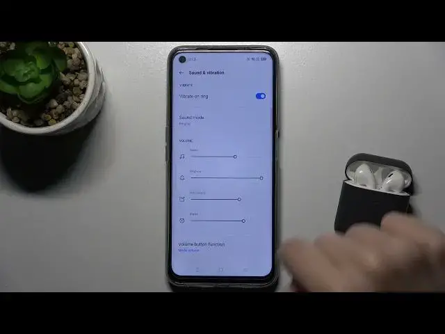 'Video thumbnail for Switch On Ringtone – Manage Ringtone Volume on REALME 8i'