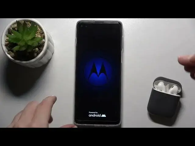 'Video thumbnail for How to Turn On MOTOROLA Moto G100 – Switch On Device'