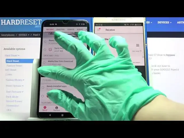 Video thumbnail for How to Transfer Files from Google Pixel 5 to an Android Device - Data Transfer