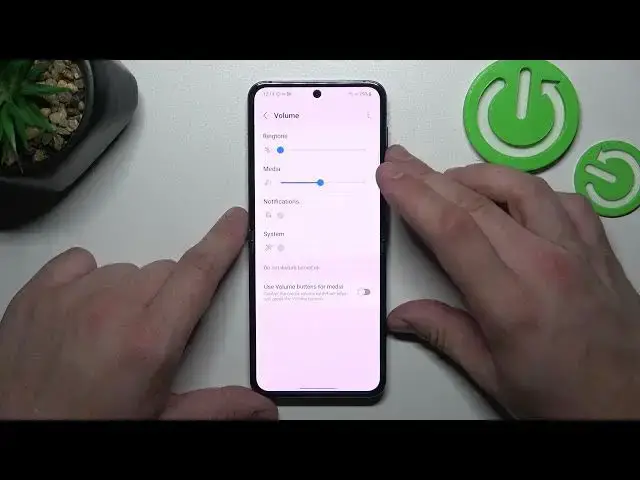 Video thumbnail for How to Change Volume Keys Control in SAMSUNG Galaxy Z Flip5 – Manage Volume Keys