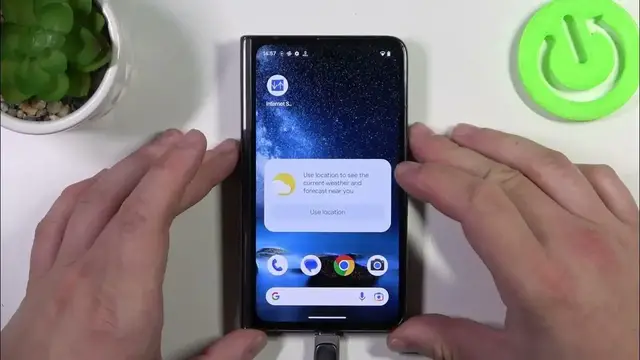 Video thumbnail for How to Plug in Pendrive to GOOGLE Pixel Fold – Pendrive Attachment