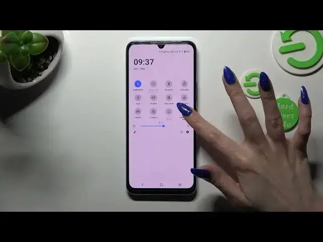 Video thumbnail for How to Enter One Handed Mode on VIVO IQOO U5X