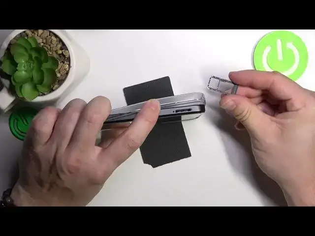 Video thumbnail for Does the REDMI 12 Phone Have an SD Card Slot? Let's See!