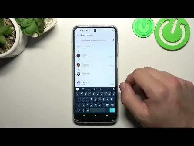 'Video thumbnail for How to Fix the Floating Keyboard on MOTOROLA Moto G32 - Attach the Keyboard'