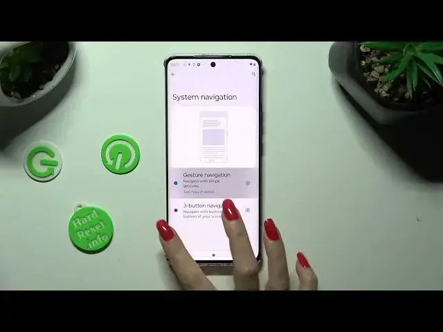 'Video thumbnail for How to Enter One Handed Mode on Motorola Edge 40?'
