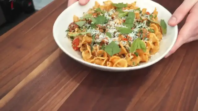 Video thumbnail for Which YouTube Chef Has The BEST Pasta Recipe  (Gordon Ramsay  Babish  or Ethan Chlebowski)(720P HD)