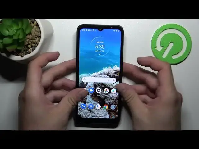 'Video thumbnail for Does MOTOROLA Defy Have Headphones Jack?'