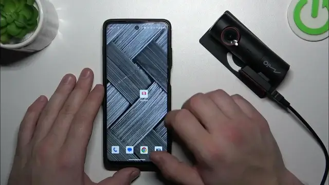 Video thumbnail for How To Change Frequency on Mio MiVue J30