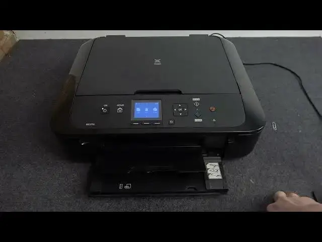 Video thumbnail for How to Insert A4 paper in Canon MG5700 Series /