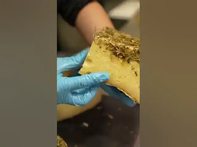 Video thumbnail for Formaggi Abruzzesi: Pecorino, Ricotta 3 Latti e Vacca rossa di primavera