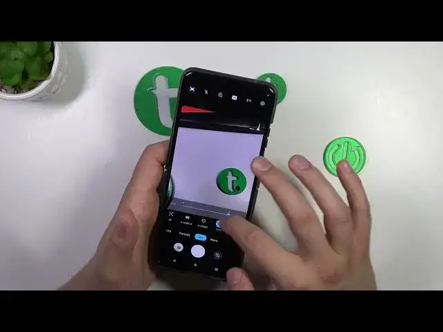 Video thumbnail for Camera Pro Mode Review in Motorola Razr 40 – Advanced camera Options