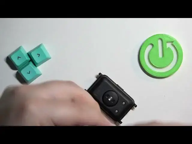 Video thumbnail for How to Change Wristband on Honor Watch ES