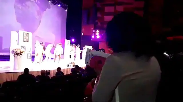 Video thumbnail for Heartfelt tributes pour in at Solly Moholo’s Memorial service