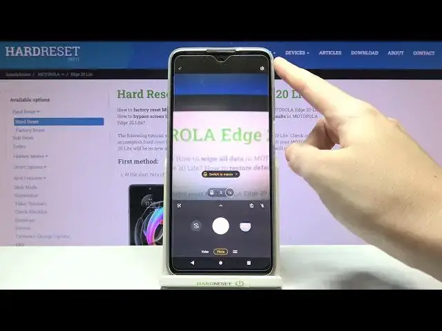 'Video thumbnail for How to Turn On Camera Mirror Effect on Motorola Edge 20 Lite – Turn Off Camera Mirror Effect'