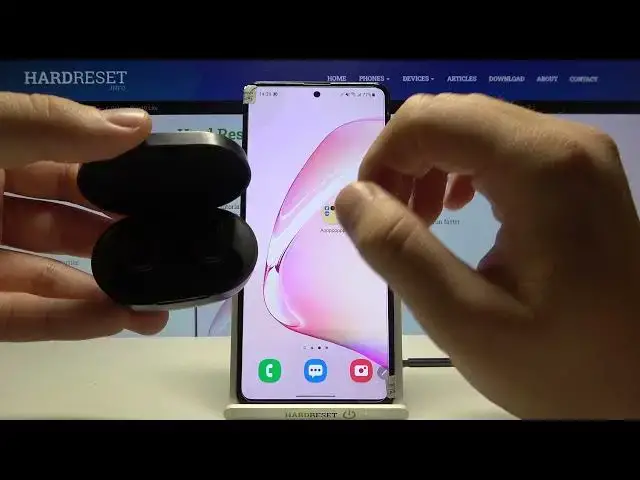 Video thumbnail for How to Connect Xiaomi AirDots 2 with Samsung Galaxy Note 10 Lite? Pair Xiaomi Earbuds with Samsung