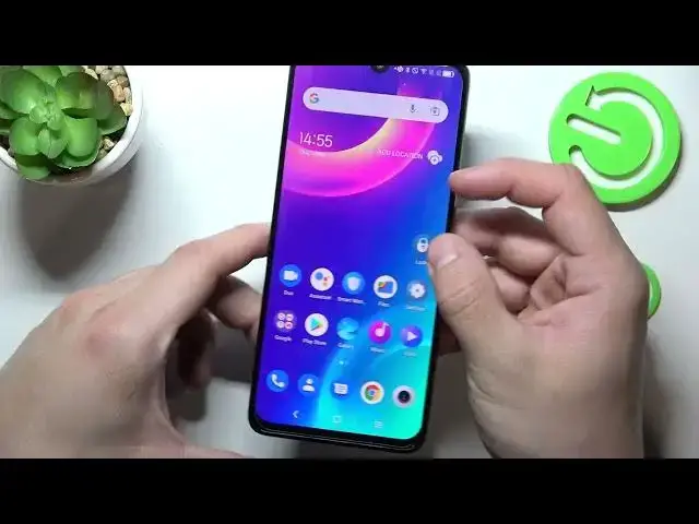 Video thumbnail for Does the TCL 30 Device Have a Headphones Jack? Let's Find Out!