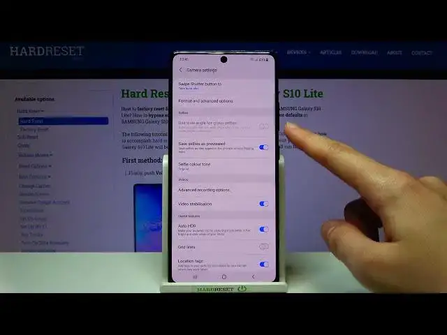 Video thumbnail for How to Enable Camera Mirror Effect in SAMSUNG Galaxy S10 Lite – Disable Camera Mirror Effect