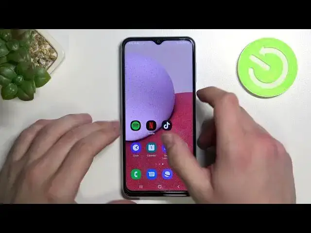 Video thumbnail for Samsung Galaxy A13 - How To Turn Off Flashlight