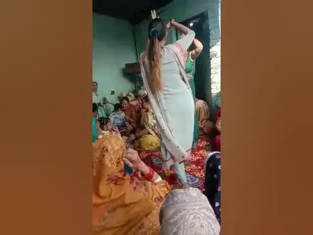 Video thumbnail for सासल पनिया कैसे जाएं रसीले दोनों नैना(नन्द भाभी डांस)#trending #happy_lokgeet #viral #जकडी#डांस