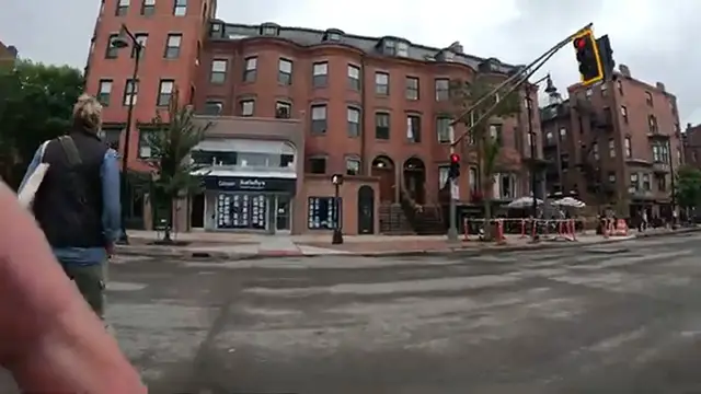 Video thumbnail for Boston Walking Tour Through the South End: Theatres, Boston Ballet, Food, More