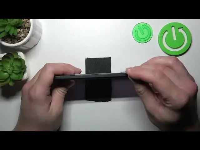 Video thumbnail for Does the REDMI Note 12S Have an SD Card Tray? Let's Check!