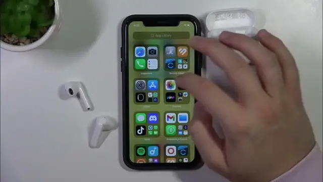 Video thumbnail for How to Pair Huawei Freebuds SE 2 with iPhone?