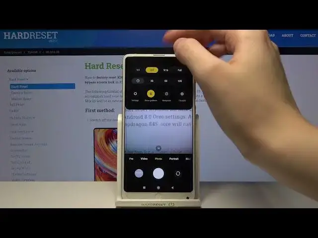 Video thumbnail for How to Turn On/Off Camera Gridlines on XIAOMI Mi Mix 2S – Set Orientation Lines