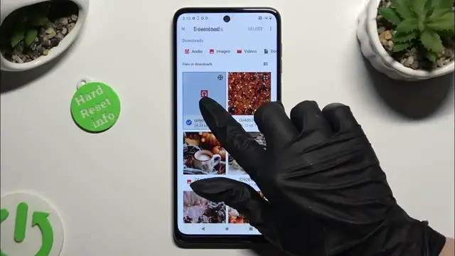 Video thumbnail for How to Add Audio or Video to Text Messages on Motorola G14 - Easy Tutorial!