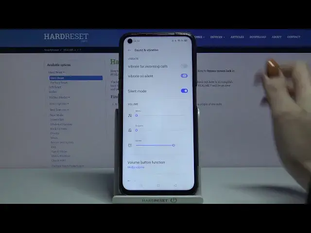 'Video thumbnail for How to Manage Vibrations on REALME 7? – Vibration Settings'