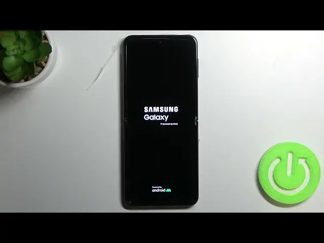 Video thumbnail for How to Switch On SAMSUNG Galaxy Z Flip3 - Power On