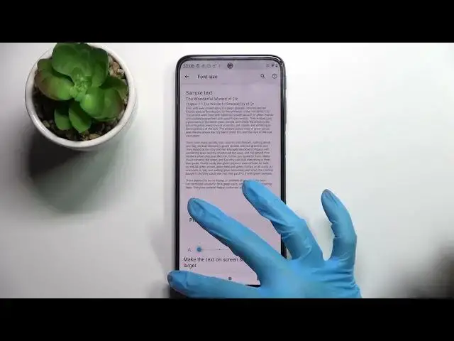 'Video thumbnail for How to Change Font Size on Motorola Moto G31 – Text Settings'