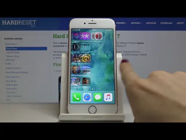 Video thumbnail for How to Magnify iPhone 7 Screen with Display Zoom – Accessibility Features