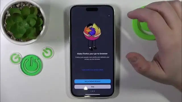 Video thumbnail for How to Install Microsoft Edge Browser on iPhone 15 Plus?