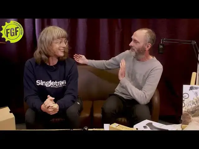 Video thumbnail for Fresh Goods Friday 724: Exposure Lights & socks edition