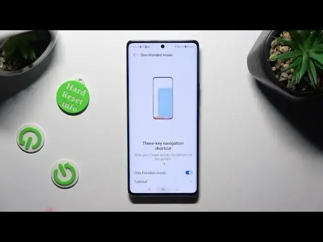 Video thumbnail for How to Enter One Handed Mode on HONOR Magic5 Lite