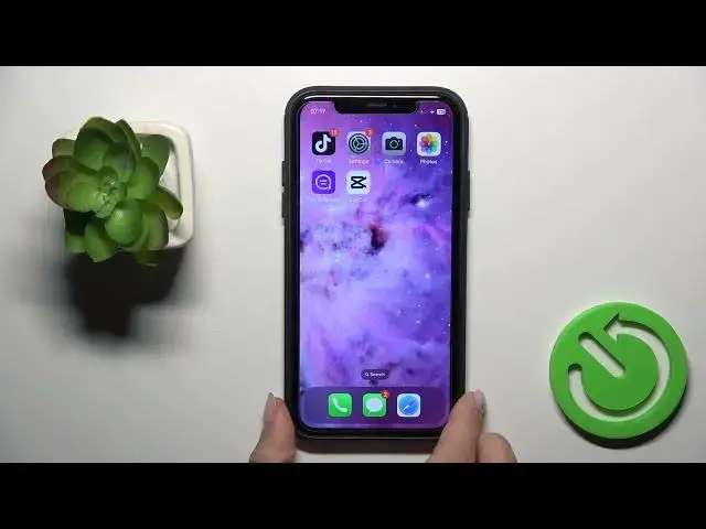 Video thumbnail for iOS Tricks: How to Grab Photo with Volume Buttons on iPhone?