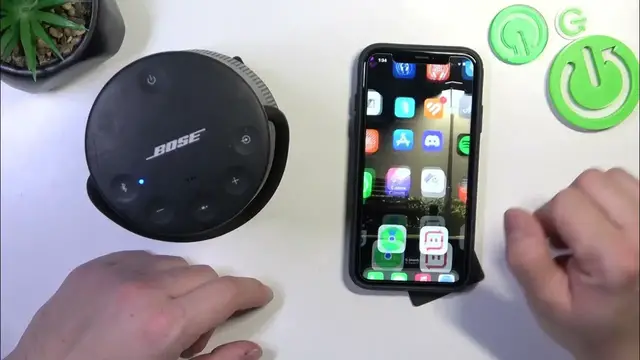 Video thumbnail for How to Pair Your iPhone with the Bose SoundLink Revolve+ II