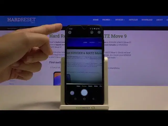 Video thumbnail for Turn Off / Enable Camera Shutter Sounds - KRUGER & MATZ Move 9