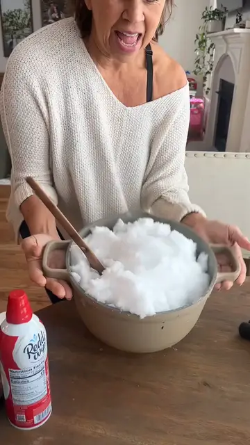 Video thumbnail for Snow cream coming in hot