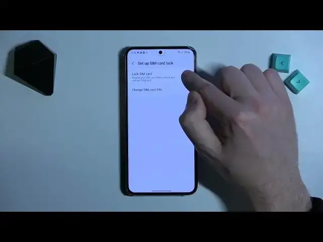 'Video thumbnail for How to Disable SIM Lock on SAMSUNG Galaxy S22 5G // Removing SIM Card PIN Code'