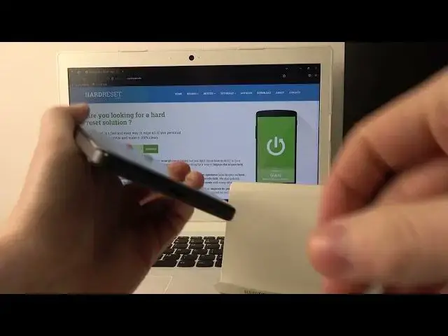 Video thumbnail for Does the HUAWEI Nova 10 SE Phone Have a Dual SIM Cards Slot? Let's Figure Out!
