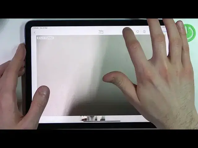 Video thumbnail for iPad Air 5th Gen - How To Take Burst Shot